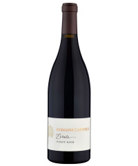 Červené víno Domaine Carneros Estate Pinot Noir 2020 z oblasti Carneros.
